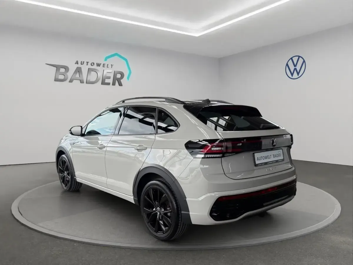 Gebraucht VW Taigo R-line 150 PS (110 kW) 2023 Ascotgrau SUV