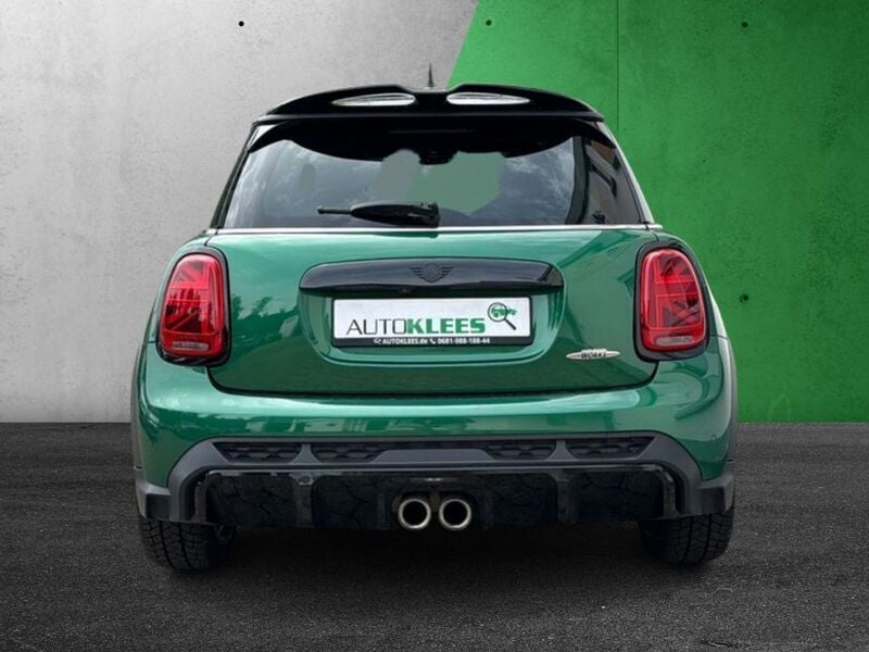 Gebraucht Mini John Cooper Works 231 PS (169 kW) 2023 British racing green iv metall Kleinwagen