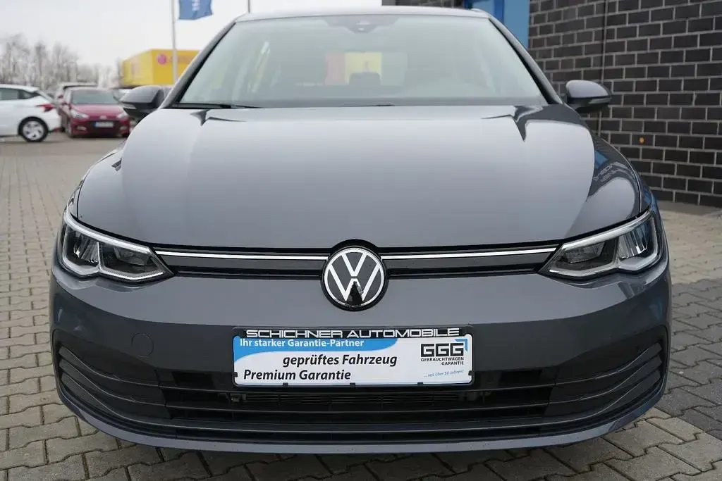 Gebraucht VW Golf VIII 110 PS (80 kW) 2024 Grau Limousine