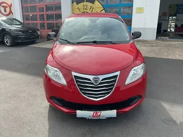 Gebraucht Lancia Ypsilon Silver 121 PS (88 kW) 2012 Rosso corsa/sfrontato/argilla/ Kleinwagen