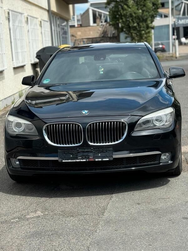 Schwarz Gebraucht 2010 BMW 730L Limousine | 9.999 € - Bild 1/4