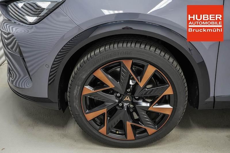 Neu Cupra Formentor VZ 333 PS (244 kW) 2025 Graphene grau metallic (r6) SUV