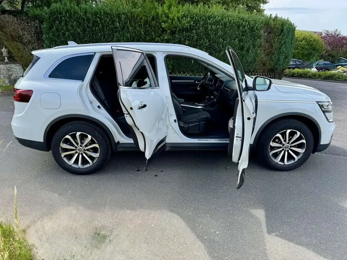 Gebraucht Renault Koleos Intens 158 PS (116 kW) 2022 Weiß SUV