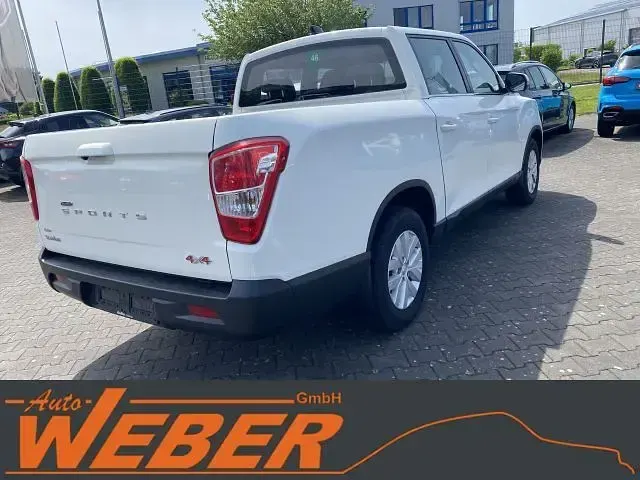 Gebraucht SsangYong Musso 201 PS (147 kW) 2022 Weiß Pickup