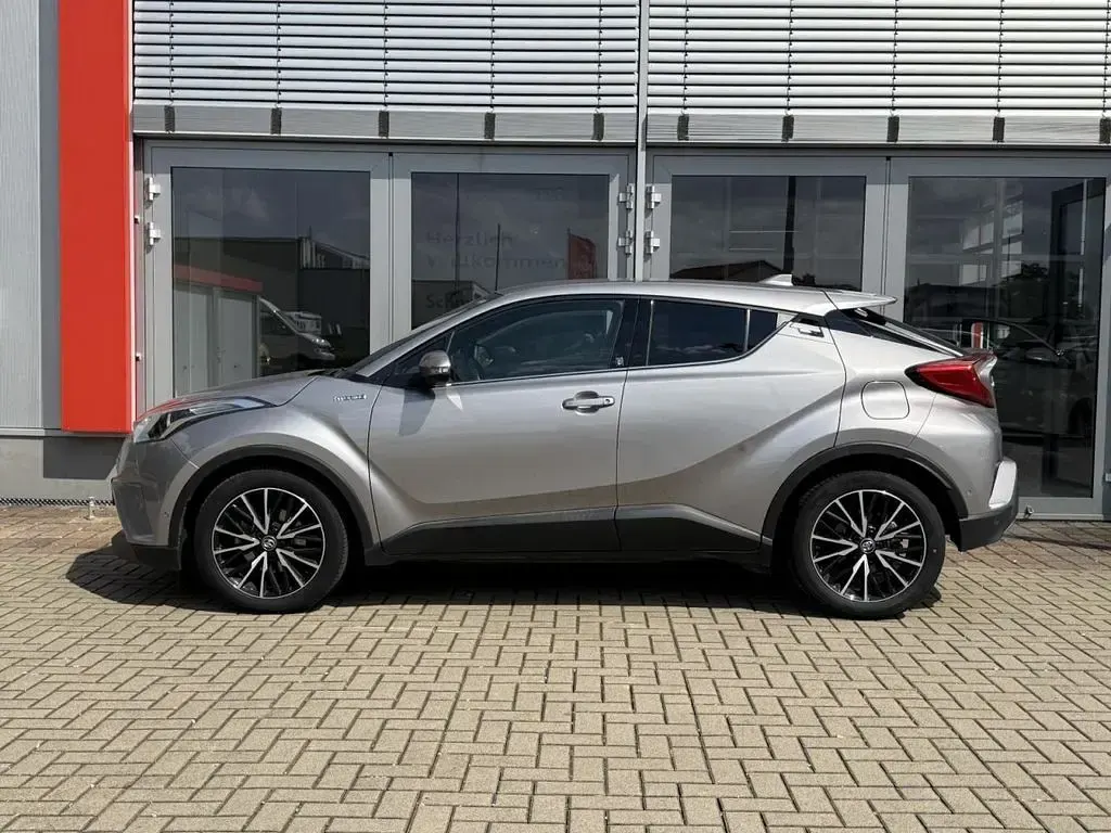 Gebraucht Toyota C-HR Team 98 PS (72 kW) 2018 Grau metallic SUV