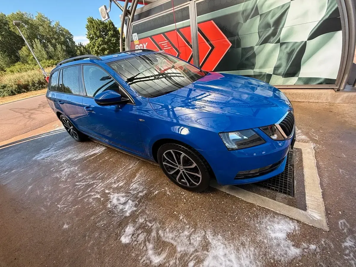 Gebraucht Skoda Octavia Soleil 150 PS (110 kW) 2020 Blau Limousine