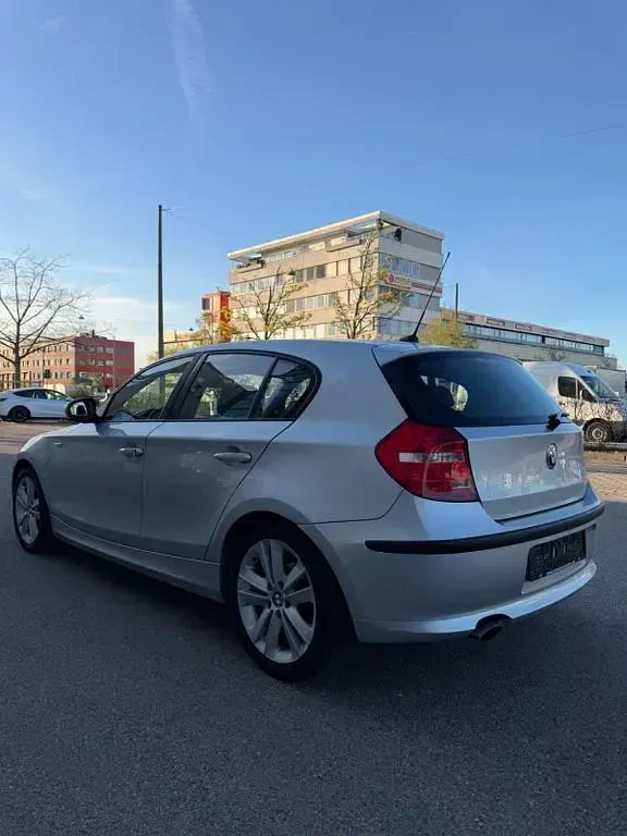 Gebraucht BMW 116 Lifestyle 122 PS (89 kW) 2010 Silber Kleinwagen