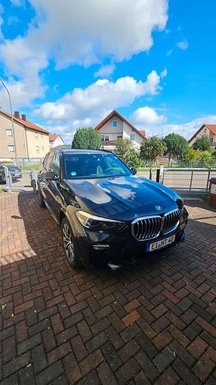 Schwarz Gebraucht 2019 BMW X5 Sport Line SUV | 52.500 € (Superpreis) - Bild 1/4