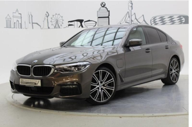 Andere außenfarben Gebraucht 2018 BMW 530e Limousine | 28.000 € - Bild 1/4