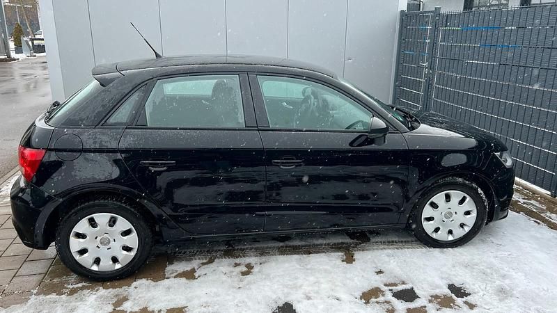 Gebraucht Audi A1 95 PS (69 kW) 2017 Schwarz Kleinwagen