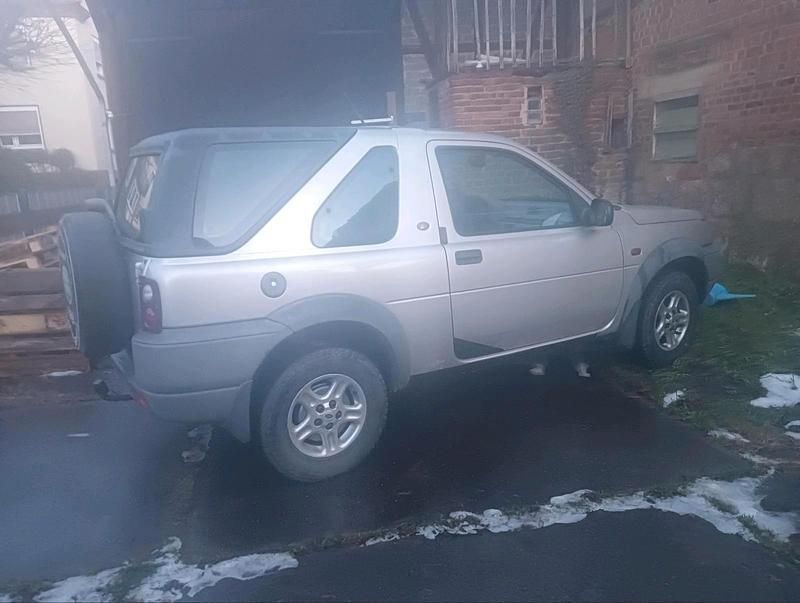 Silber Gebraucht 1999 Land Rover Range Rover Sport SUV | 1.700 € - Bild 1/4