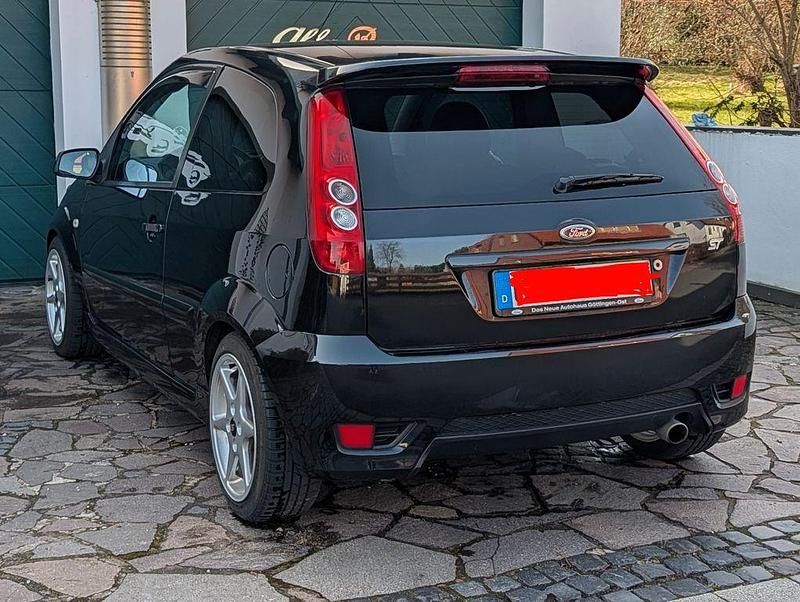 Gebraucht Ford Fiesta ST 150 PS (110 kW) 2006 Schwarz Kleinwagen