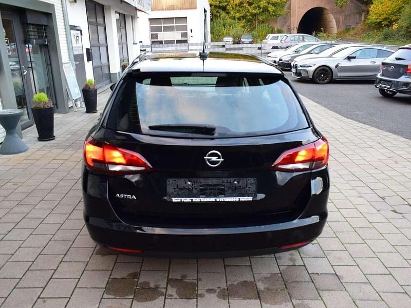 Gebraucht Opel Astra 105 PS (77 kW) 2022 Schwarz Kombi