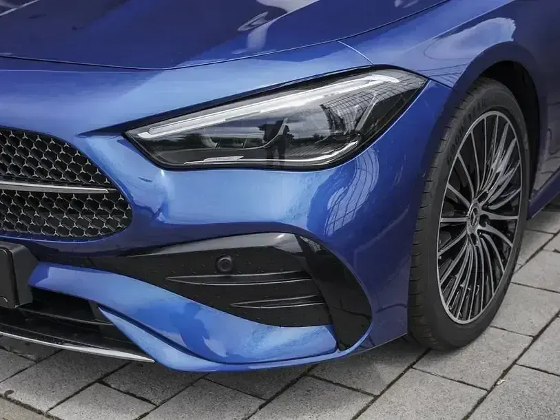 Gebraucht Mercedes CLE220 Advanced Plus 197 PS (144 kW) 2025 Blau Cabrio