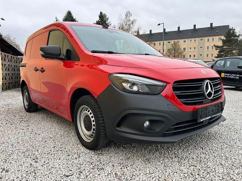 Gebraucht Mercedes Citan 112 116 PS (85 kW) 2022 Rot Kombi