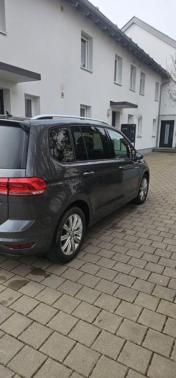 Gebraucht VW Touran Join 150 PS (110 kW) 2018 Grau Van / Kleinbus