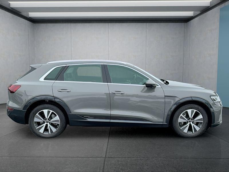 Gebraucht Audi Q8 e-tron 250 kW (340 PS) 2024 Grau SUV