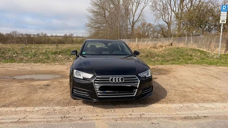 Gebraucht Audi A4 Sport 150 PS (110 kW) 2017 Schwarz Limousine