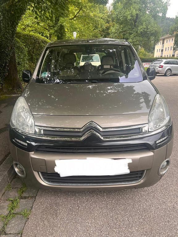Beige Gebraucht 2013 Citroën Berlingo SELECTION Van / Kleinbus | 3.800 € (Superpreis) - Bild 1/4