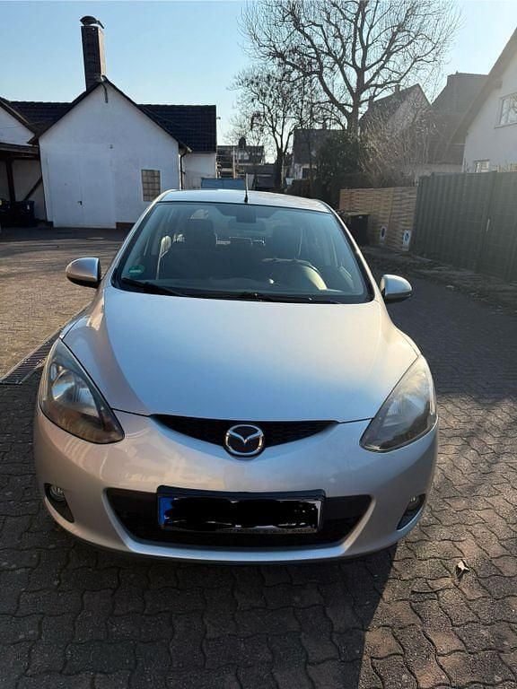 Gebraucht Mazda 2 Independence 86 PS (63 kW) 2008 Silber Kleinwagen