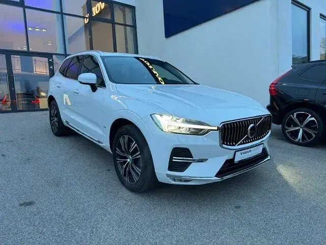 Gebraucht Volvo XC60 Inscription 197 PS (144 kW) 2021 Weiss SUV