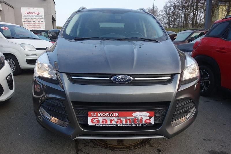 Gebraucht Ford Kuga Trend 150 PS (110 kW) 2014 Grau SUV