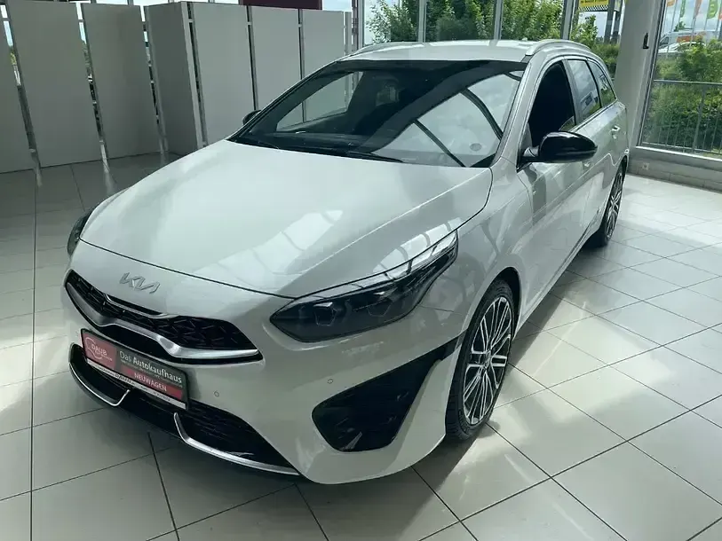 Gebraucht Kia Ceed Sportswagon GT-Line 140 PS (102 kW) 2025 Kombi