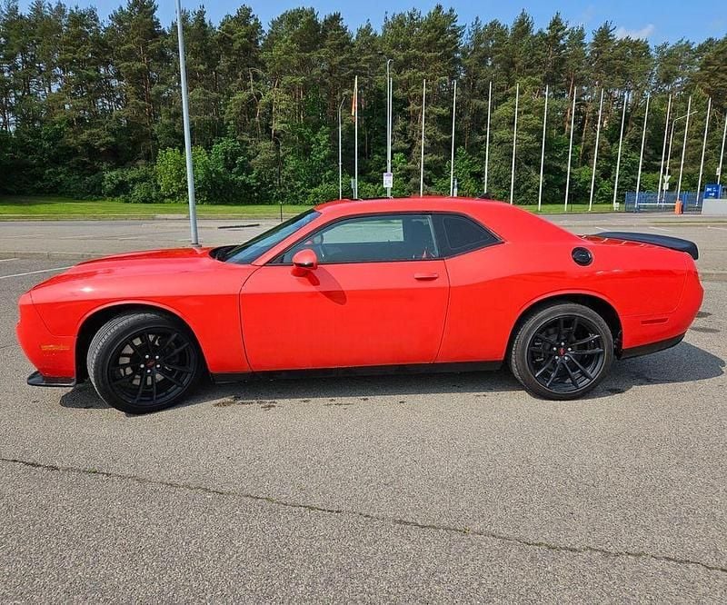 Brugt Dodge Challenger 305 HK (224 kW) 2021 Orange Coupe