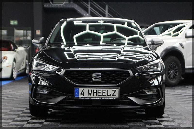 Gebraucht Seat Leon FR 150 PS (110 kW) 2022 Schwarz Limousine