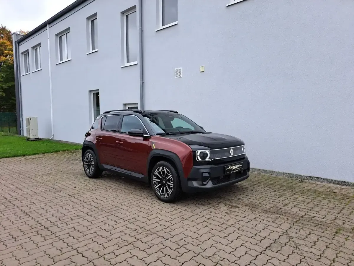 Neu Renault R4 Iconic 80 kW (110 PS) 2026 Grau Limousine