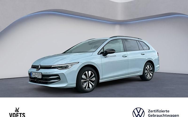 Gebraucht VW Golf VIII Goal 150 PS (110 kW) 2025 Blau Kombi