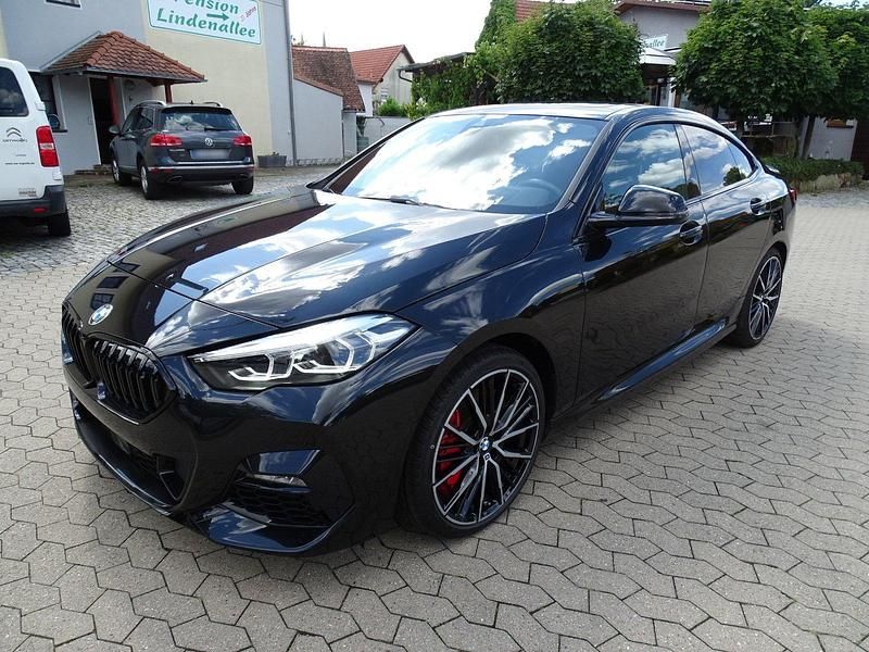 Gebraucht BMW 220 190 PS (139 kW) 2023 Schwarz Coupé
