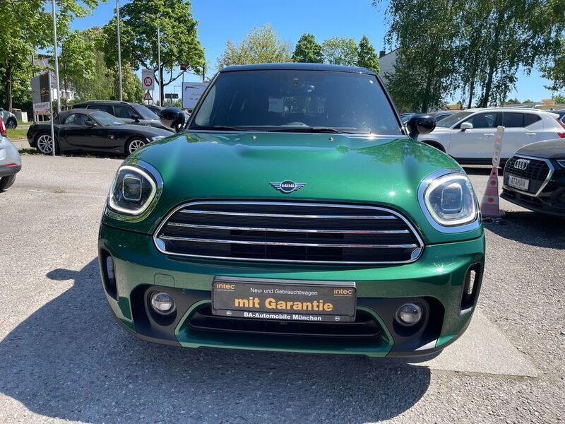 Grün Gebraucht 2023 Mini Cooper D Countryman Essential SUV | 22.950 € (Guter Preis) - Bild 1/4