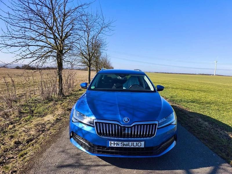 Gebraucht Skoda Superb Ambition 150 PS (110 kW) 2020 Blau Kombi