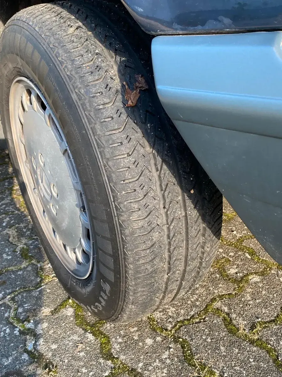 Gebraucht Mercedes 300 147 PS (108 kW) 1987 Blau Limousine