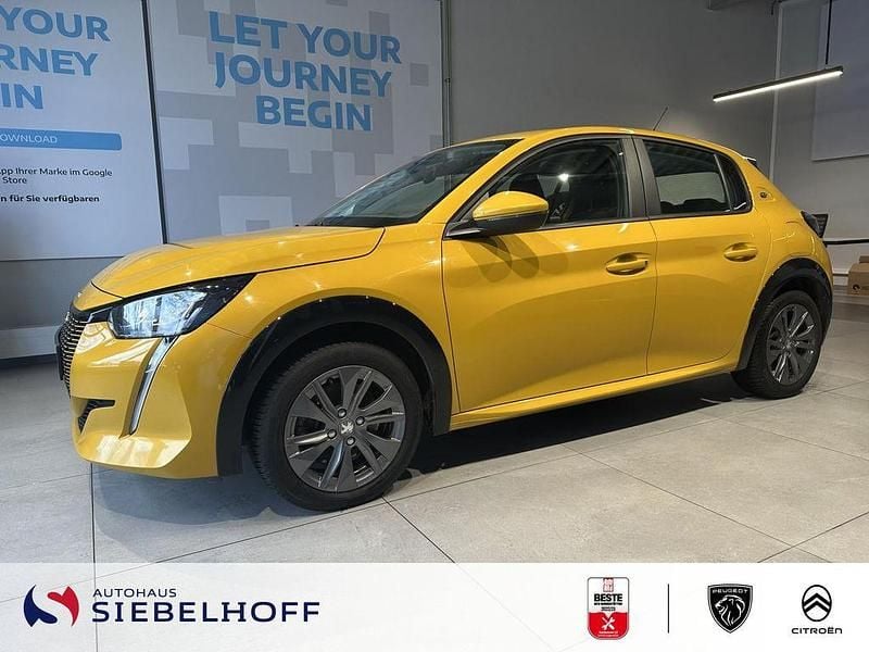 Gelb Gebraucht 2021 Peugeot e-208 Active Kleinwagen | 10.450 € (Guter Preis) - Bild 1/4