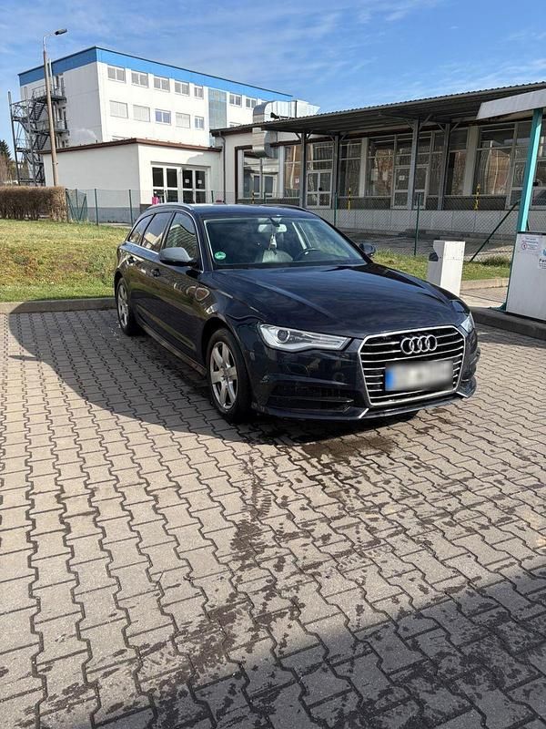 Gebraucht Audi A6 Ambiente 190 PS (139 kW) 2016 Blau Kombi