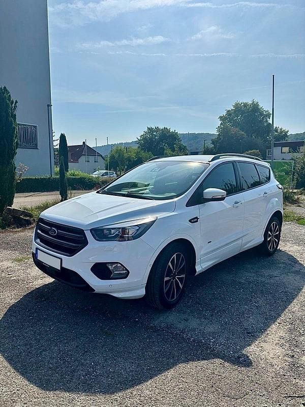 Gebraucht Ford Kuga ST-Line 182 PS (133 kW) 2017 Weiß SUV