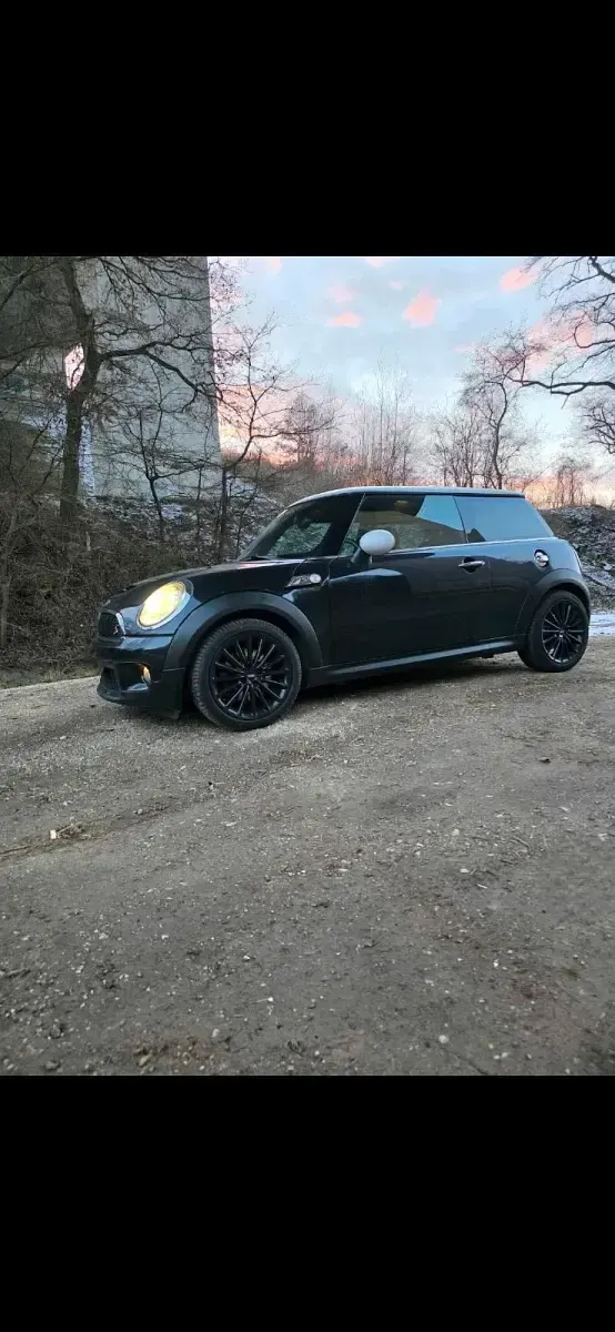 Gebraucht Mini Cooper S 174 PS (127 kW) 2007 Schwarz Kleinwagen