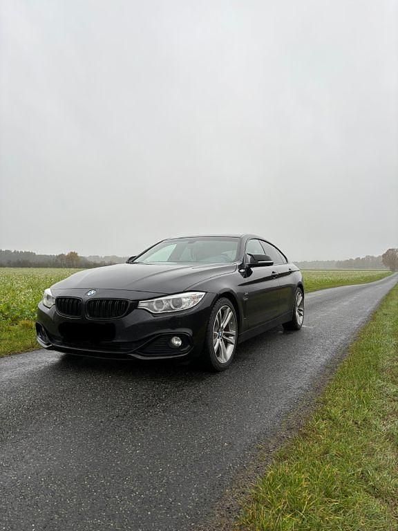 Gebraucht BMW 420 Sport Line 190 PS (139 kW) 2016 Schwarz Coupé