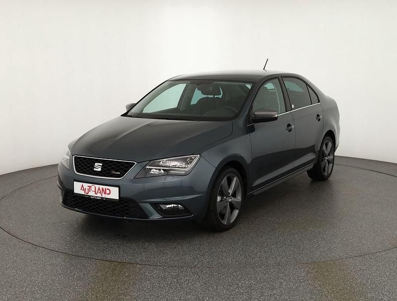 Grau Gebraucht 2018 Seat Toledo FR-Line Limousine | 14.990 € - Bild 1/4
