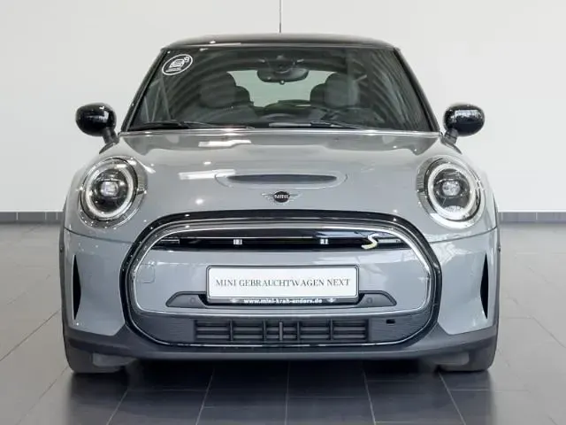 Gebraucht Mini Cooper SE 135 kW (184 PS) 2021 Moonwalk grey (metallic) (grau) Kleinwagen