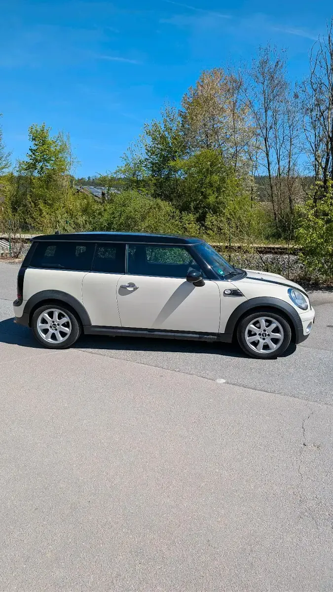 Używany Mini Cooper Chili 120 KM (88 kW) 2008 Biały Hatchback