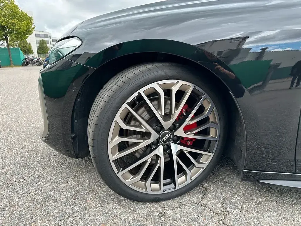 Gebraucht Audi A5 Edition .1 204 PS (150 kW) 2024 Schwarz Kombi