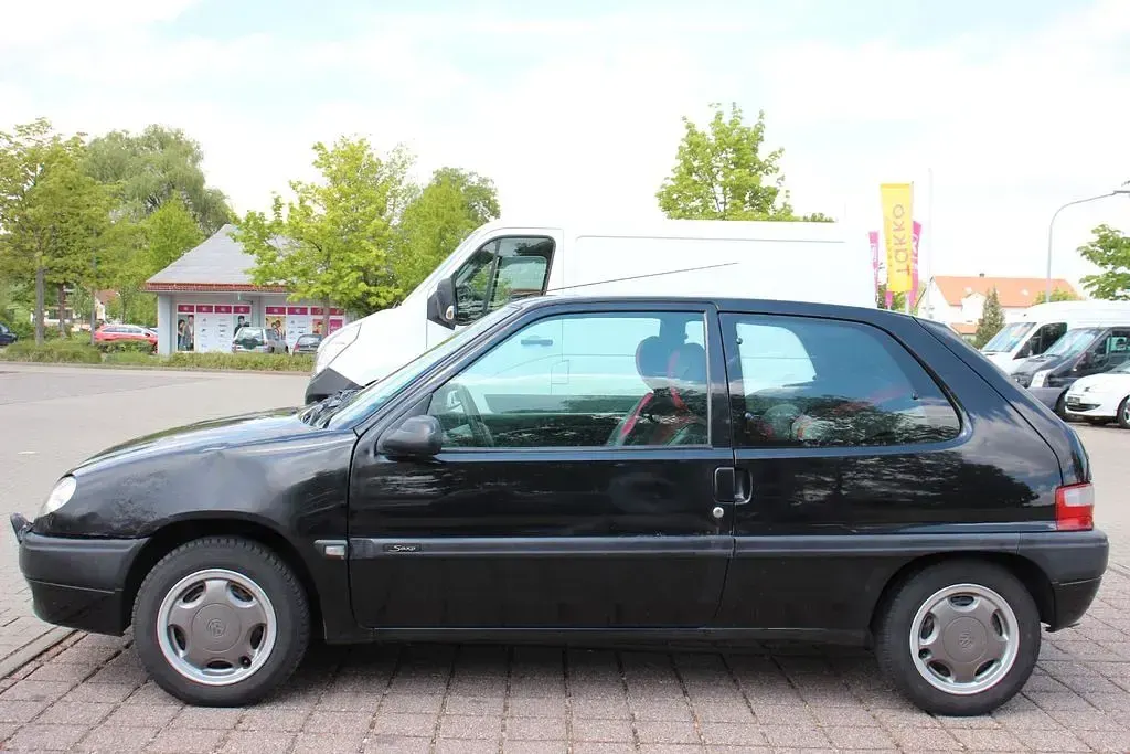 Gebraucht Citroën Saxo 60 PS (44 kW) 2001 Schwarz Kleinwagen