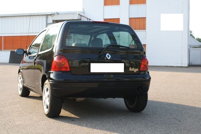 Używany Renault Twingo Dynamique 75 KM (55 kW) 2004 Czarny Hatchback