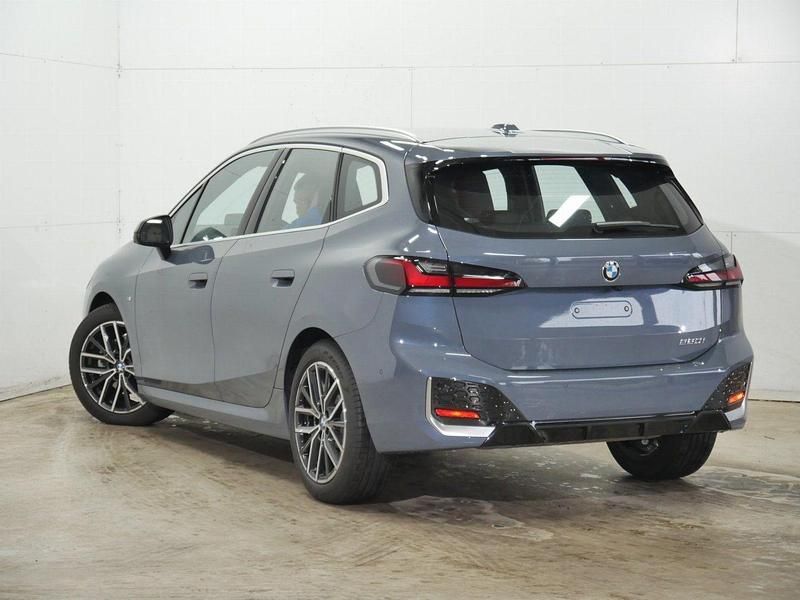 Second-hand BMW 220 Efficient Dynamics 170 CP (125 kW) 2024 Gri Monovolum