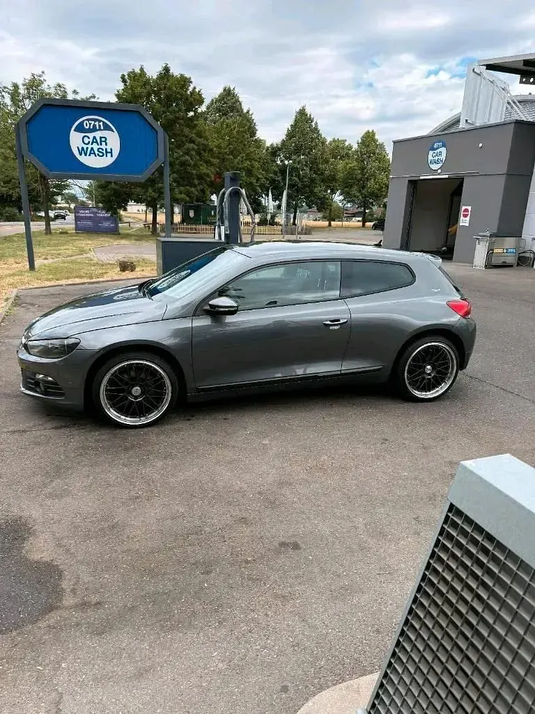 Gebraucht VW Scirocco 160 PS (117 kW) 2011 Grau Coupé