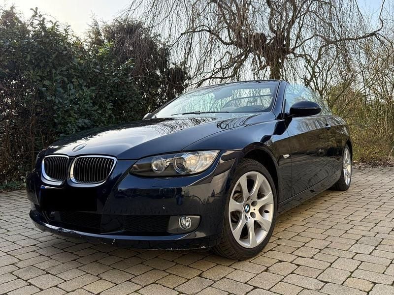 Gebraucht BMW 325 Cabriolet Performance 218 PS (160 kW) 2008 Blau Cabrio