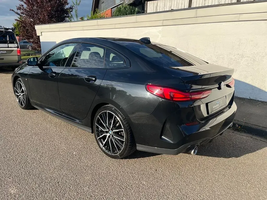 Gebraucht BMW 218 M Sport 150 PS (110 kW) 2021 Saphirschwarz Coupé